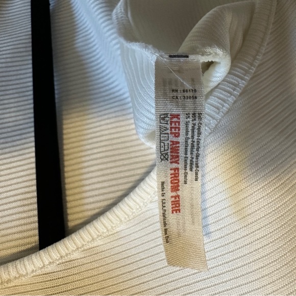 NWOT Free People Deep Vneck Bell Sleeve Bodysuit Top in cream white size M - Picture 15 of 16